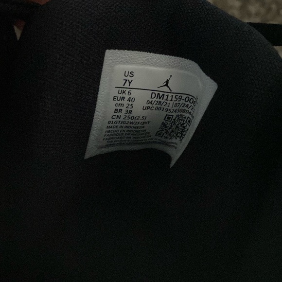 Jordan 6 Carmine 6-17-23 - Picture 4 of 4